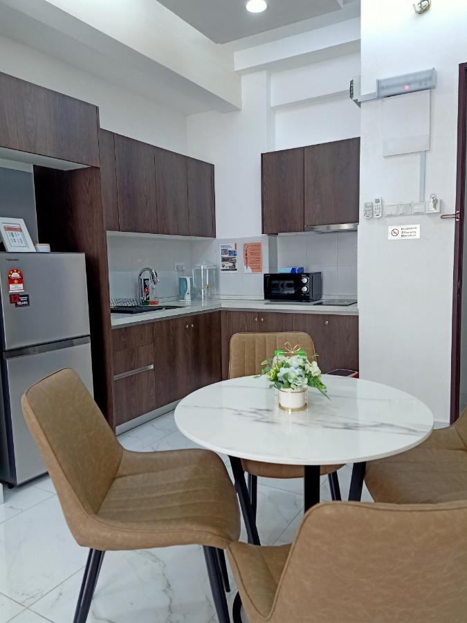 Al Zahra Homestay By Troika Kota Bharu "Stay In Style, Sleep In Comfort" Eksteriør bilde