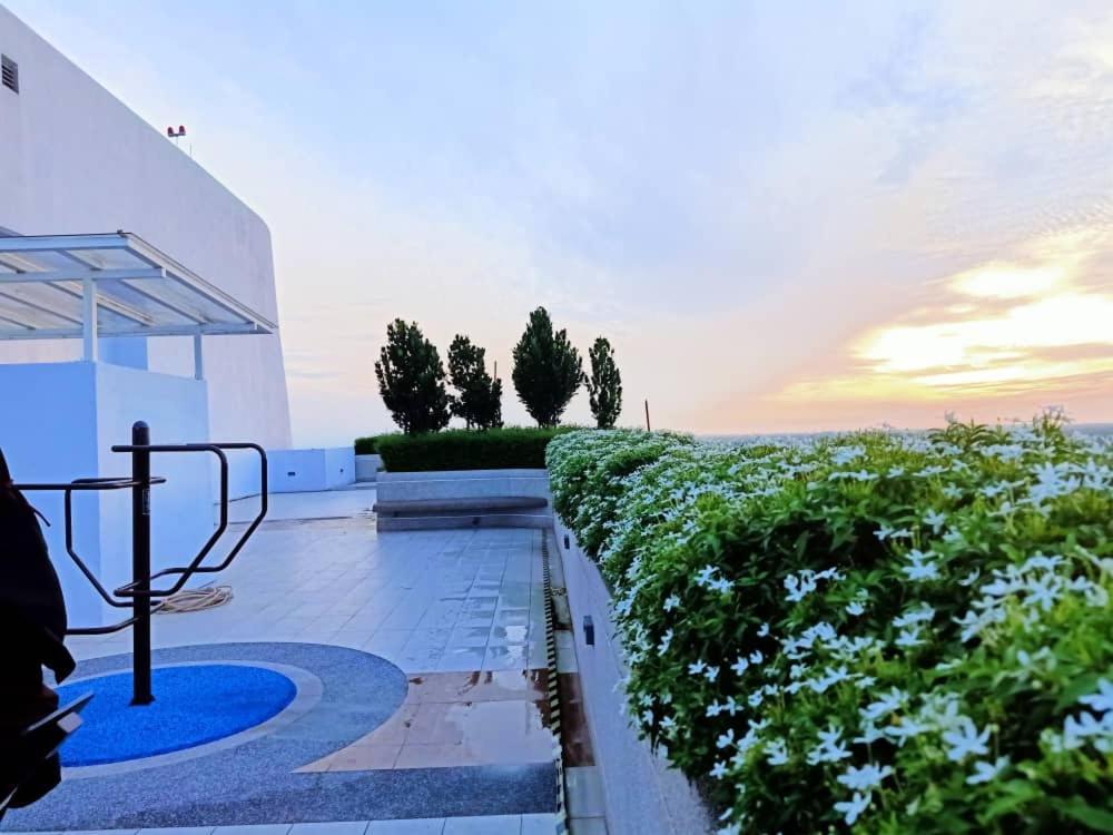 Al Zahra Homestay By Troika Kota Bharu "Stay In Style, Sleep In Comfort" Rom bilde